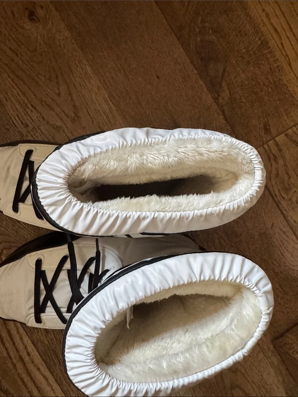 Bogner Kids White and Black Winter Snow Boots